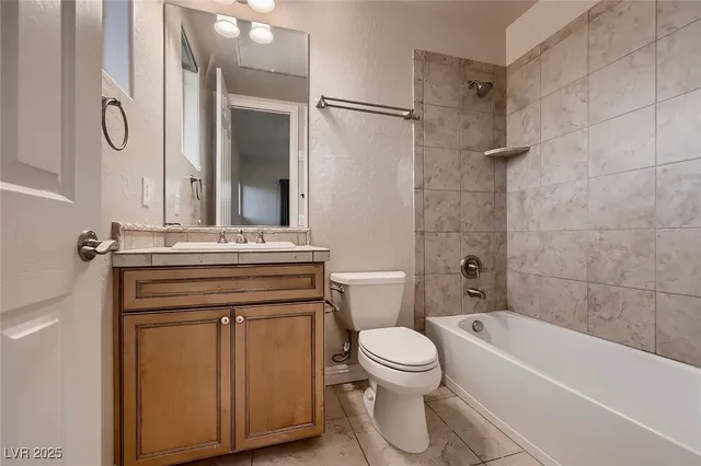 $1,175,000 | 2764 Kilwinning Drive, Henderson, NV 89044