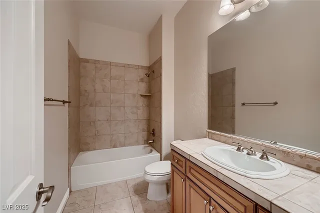 $1,175,000 | 2764 Kilwinning Drive, Henderson, NV 89044