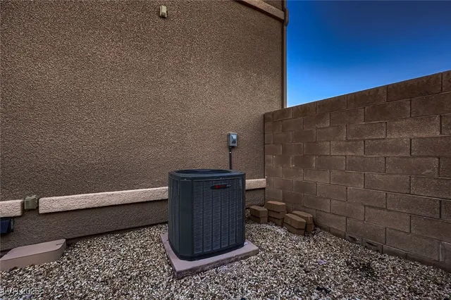 $1,175,000 | 2764 Kilwinning Drive, Henderson, NV 89044