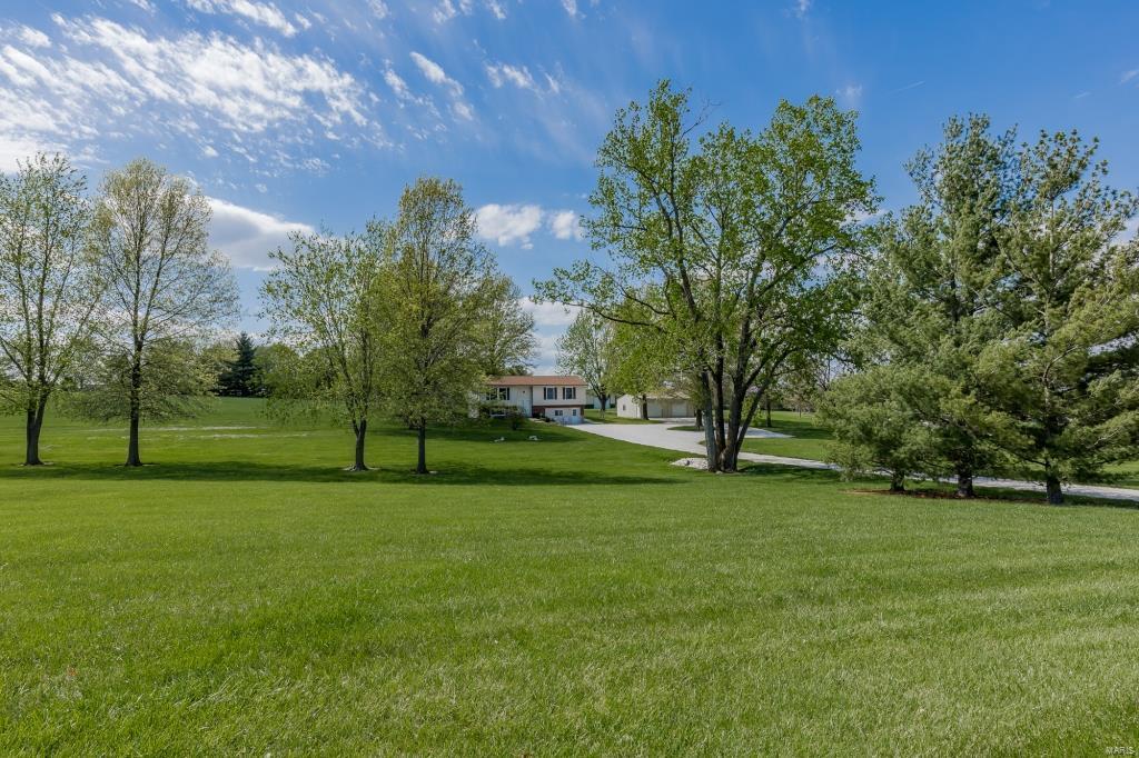 2411 Freymuth Road O'Fallon, MO 63366 - Photo 1 of 26 Gallery Image 1