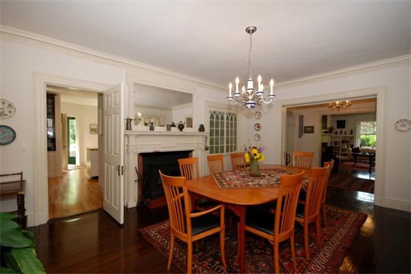 4 Washington Street Lexington, MA 02421 - Photo 4 of 12