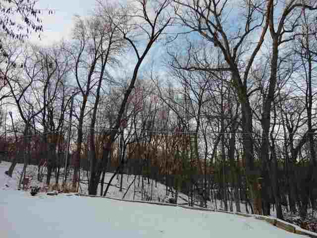39 Watch Hill Road Rock Island, IL 61201 - Photo 3 of 24 Gallery Image 3