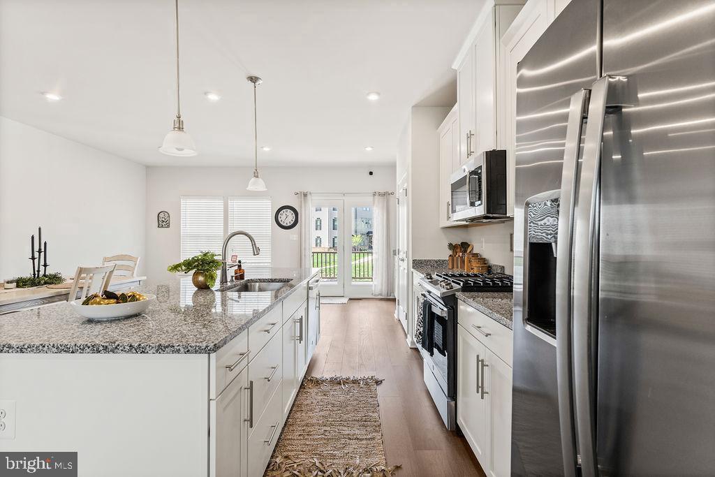 1008 Alum Road Fredericksburg, VA 22401 - Photo 18 of 43 Modern kitchen with bright ambiance.