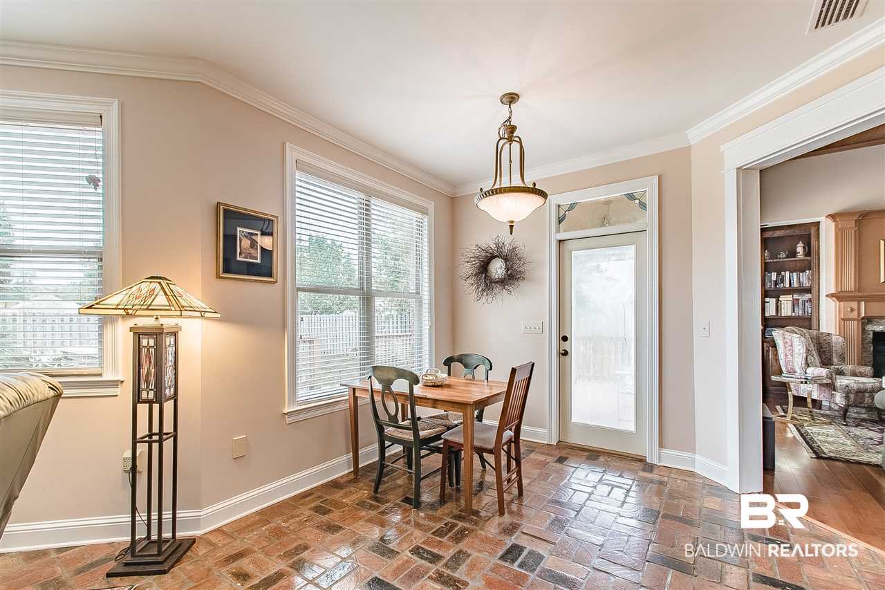 8541 Lake View Drive Fairhope, AL 36532 - Photo 15 of 50 Breakfast Area