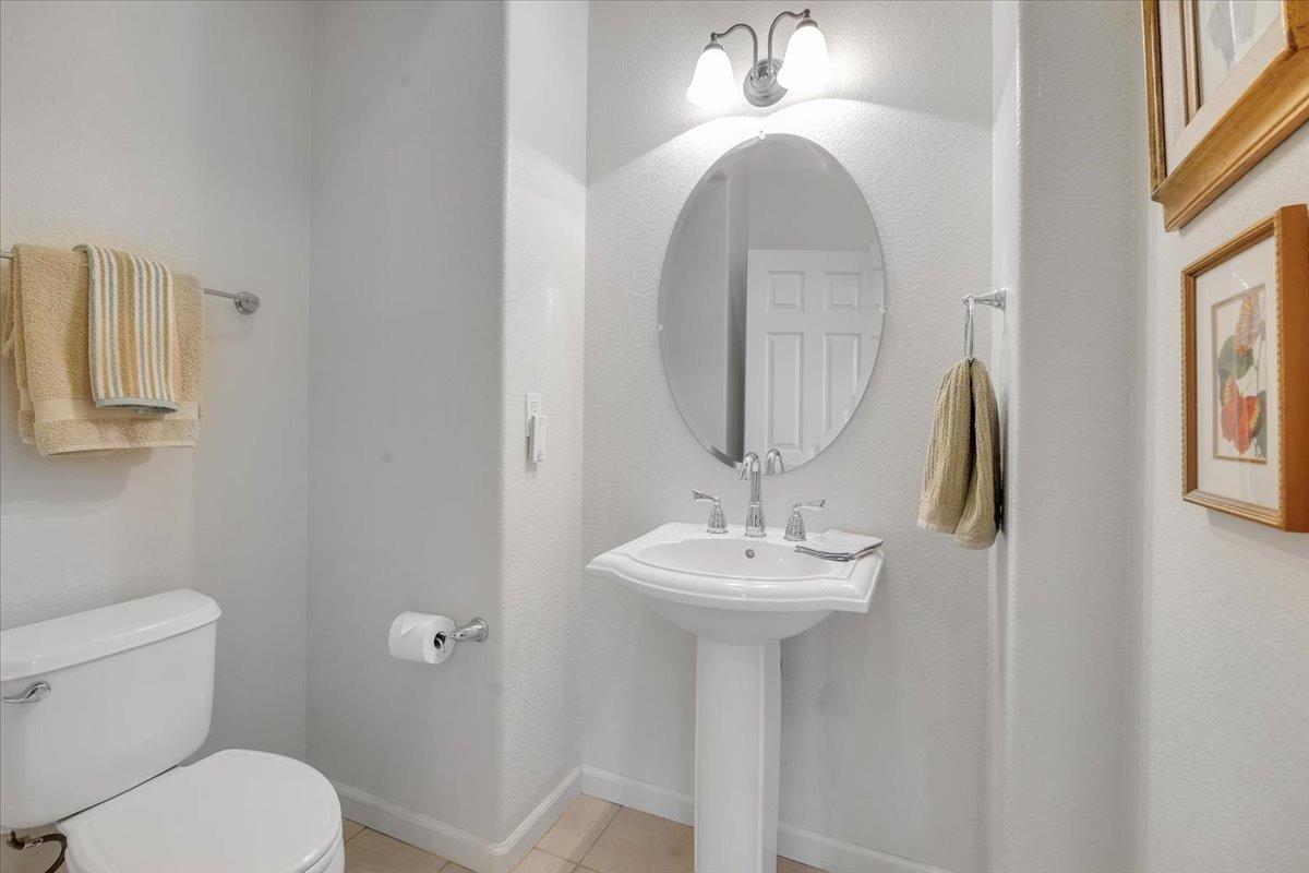 258 Rock Ridge Lane Copperopolis, CA 95228 - Photo 43 of 49 Half Bath.