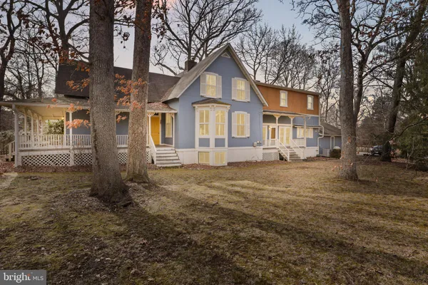 $1,150,000 | 206 Grove Avenue, Washington Grove, MD 20880