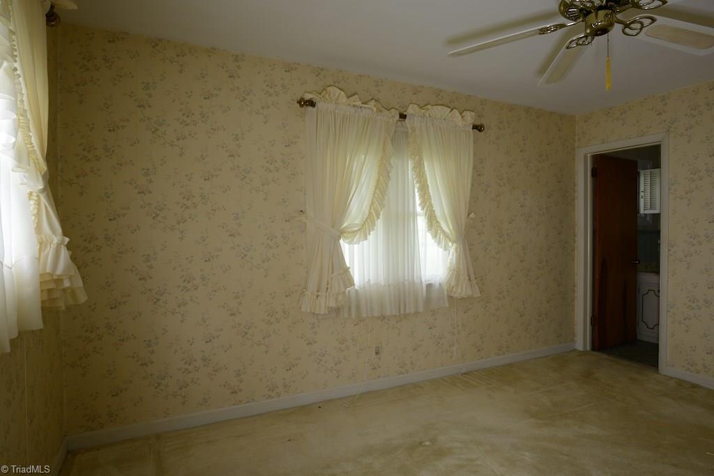 710 Summit Road High Point, NC 27265 - Photo 17 of 30