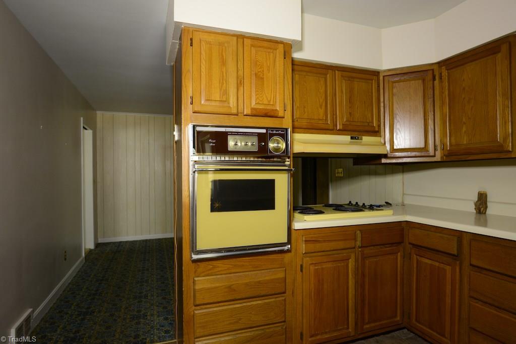 710 Summit Road High Point, NC 27265 - Photo 28 of 30