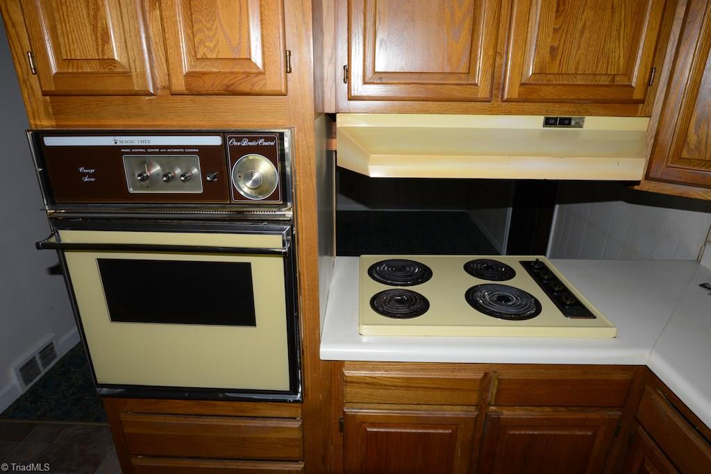 710 Summit Road High Point, NC 27265 - Photo 29 of 30