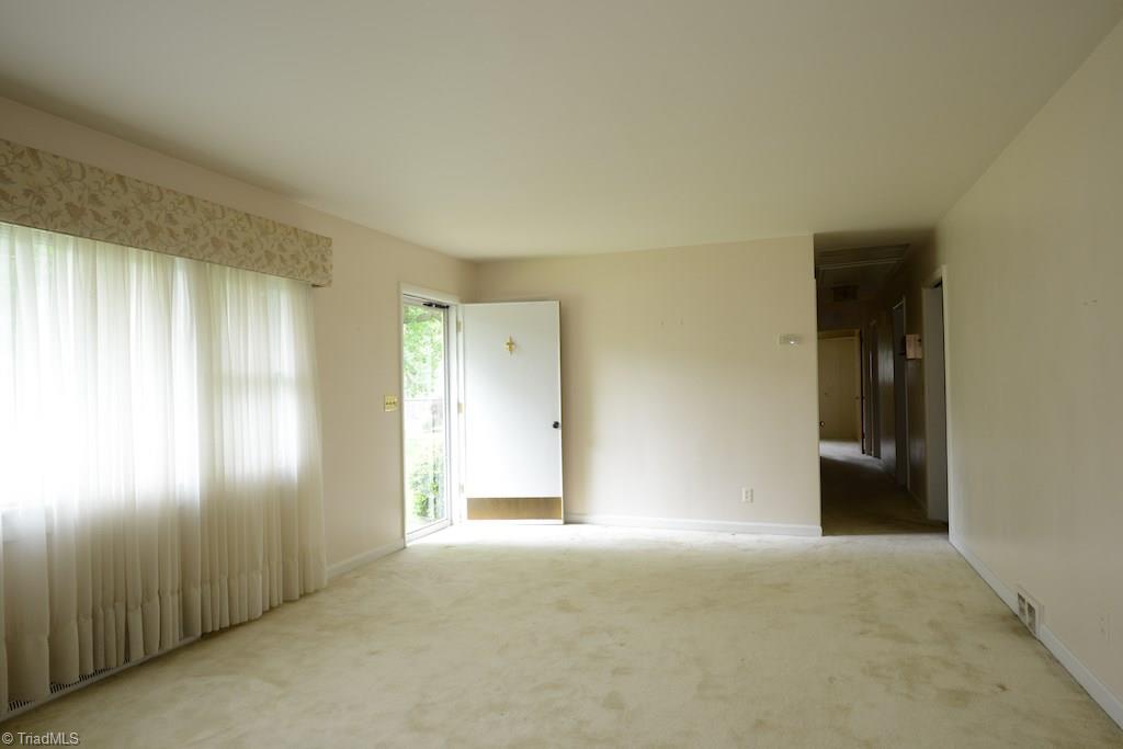 710 Summit Road High Point, NC 27265 - Photo 9 of 30