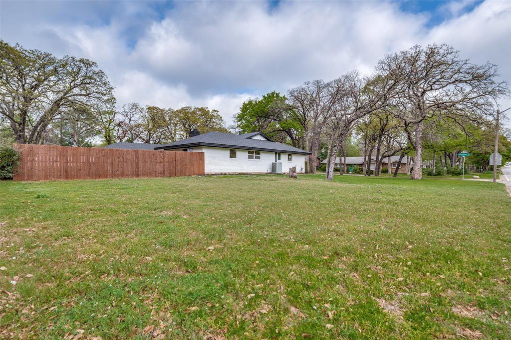 6016 Jacqueline Road Fort Worth, TX 76112 - Photo 34 of 35