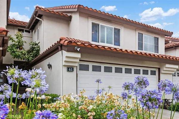 $899,900 | 41 VÃa Lampara, Rancho Santa Margarita, CA 92688