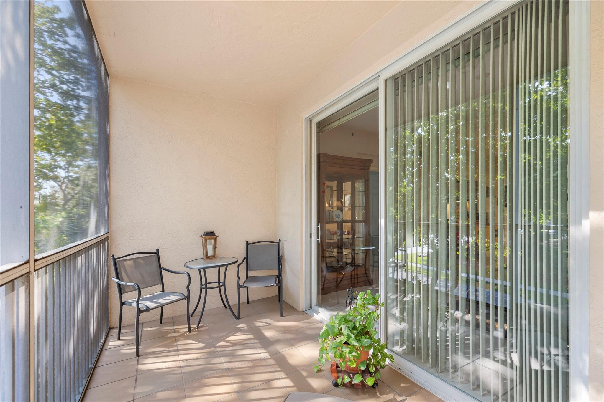 7775 Yardley Drive, Unit 315 Fort Lauderdale, FL 33321 - Photo 17 of 37 Photo 17