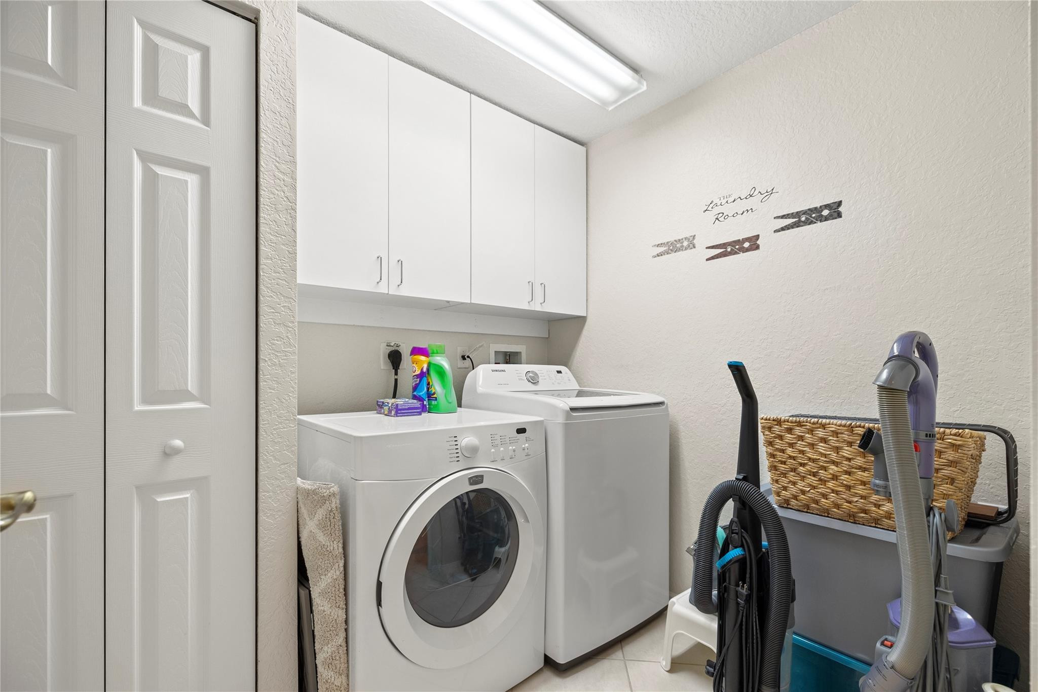 7775 Yardley Drive, Unit 315 Fort Lauderdale, FL 33321 - Photo 9 of 37 Photo 9