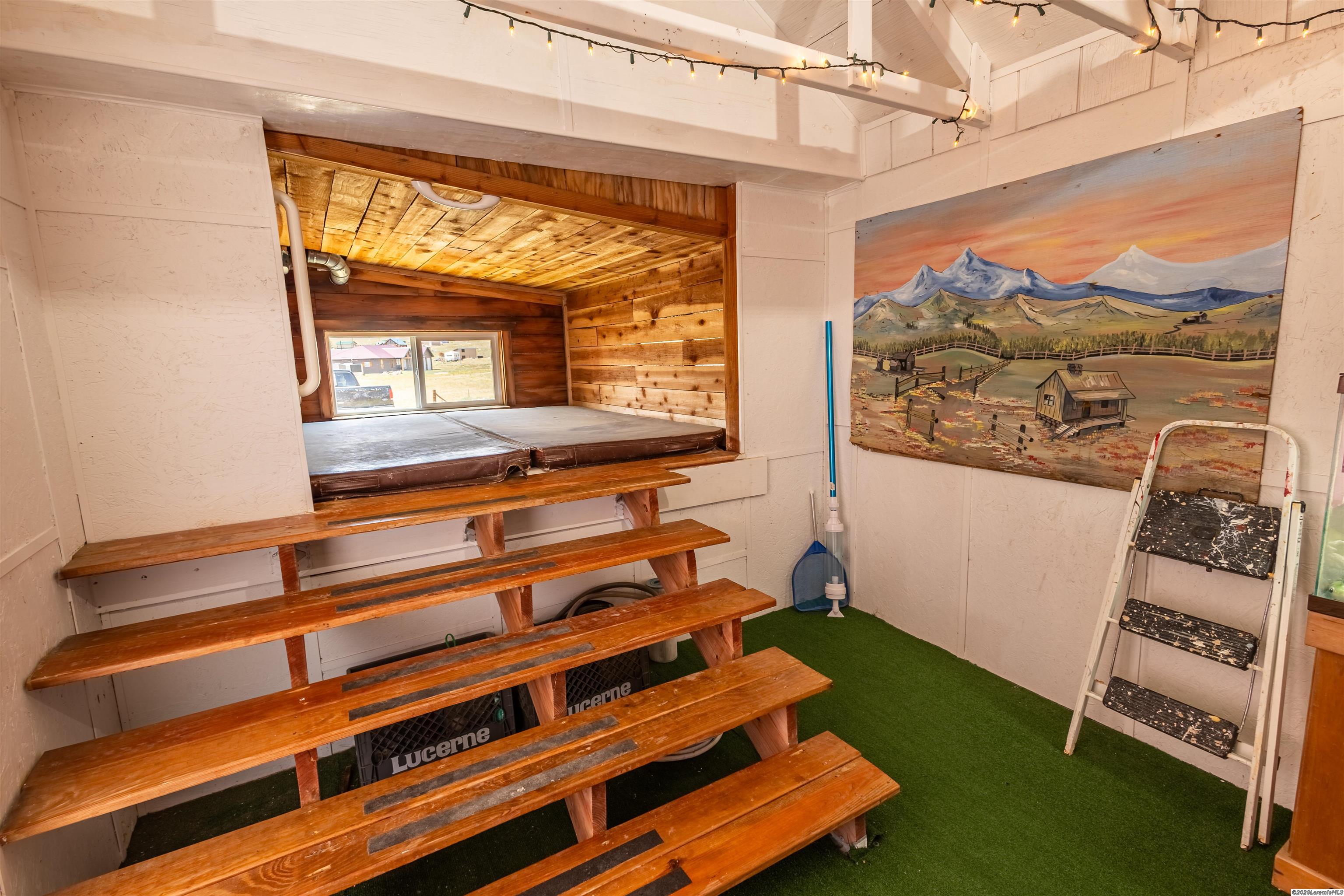 42 Ridge Road Centennial, WY 82055 - Photo 17 of 18 Gallery Image 17