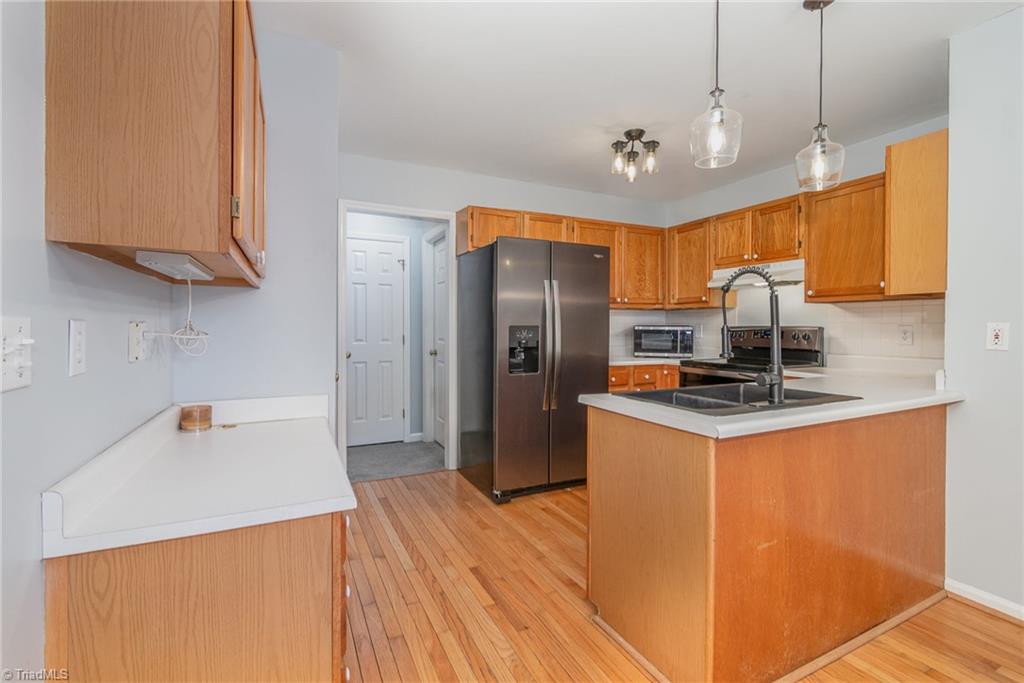 5401 Running Mead Road Pleasant Garden, NC 27313 - Photo 6 of 24 Kitchen from eating area