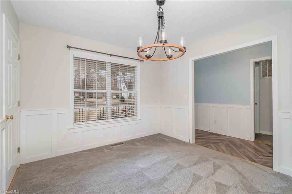 5401 Running Mead Road Pleasant Garden, NC 27313 - Photo 10 of 24 Dining Room