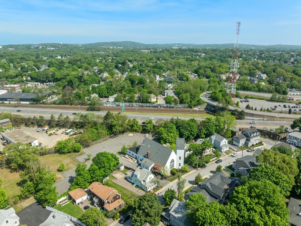 25 Curve Street Newton, MA 02465 - Photo 32 of 40