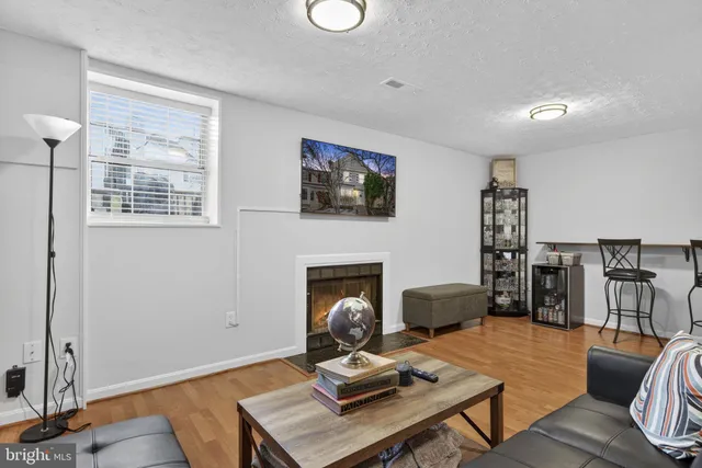 $535,000 | 805 Smartts Lane Northeast, Leesburg, VA 20176