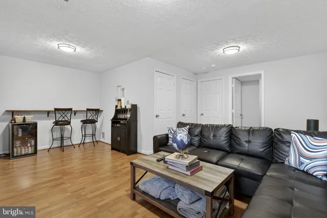 $535,000 | 805 Smartts Lane Northeast, Leesburg, VA 20176