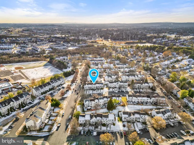 $535,000 | 805 Smartts Lane Northeast, Leesburg, VA 20176