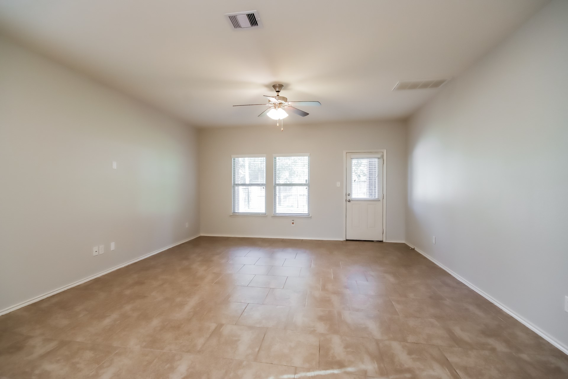 12295 Little Blue Heron Lane Conroe, TX 77304 - Photo 3 of 15