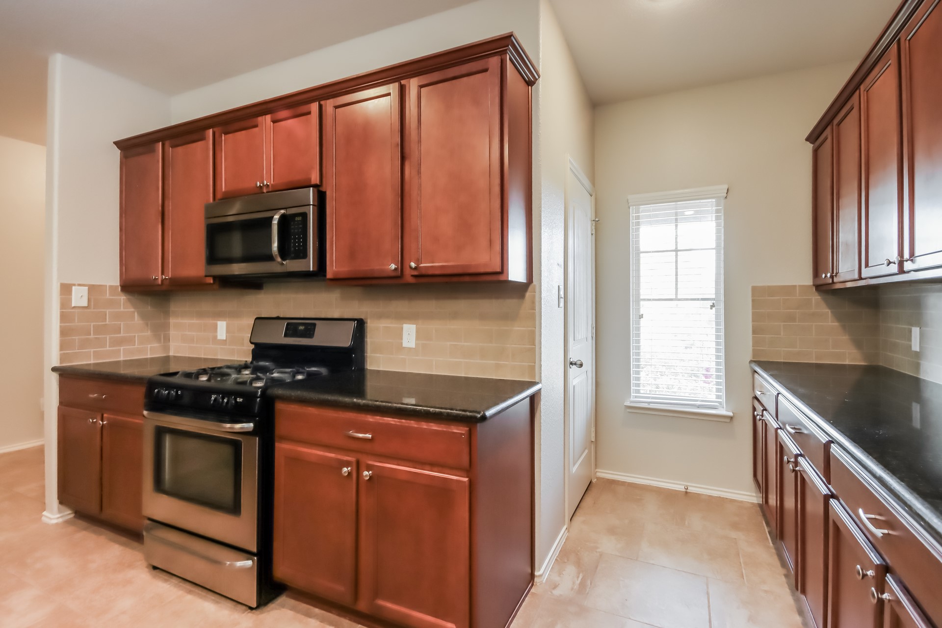 12295 Little Blue Heron Lane Conroe, TX 77304 - Photo 6 of 15