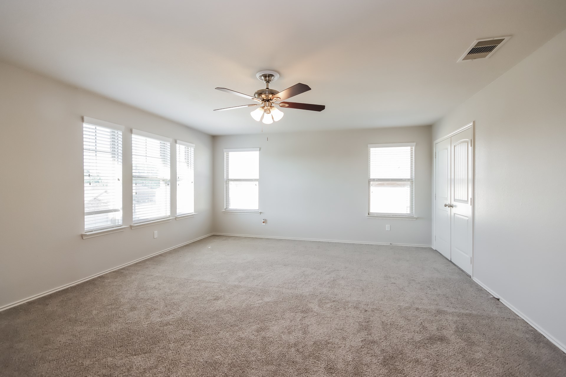 12295 Little Blue Heron Lane Conroe, TX 77304 - Photo 7 of 15