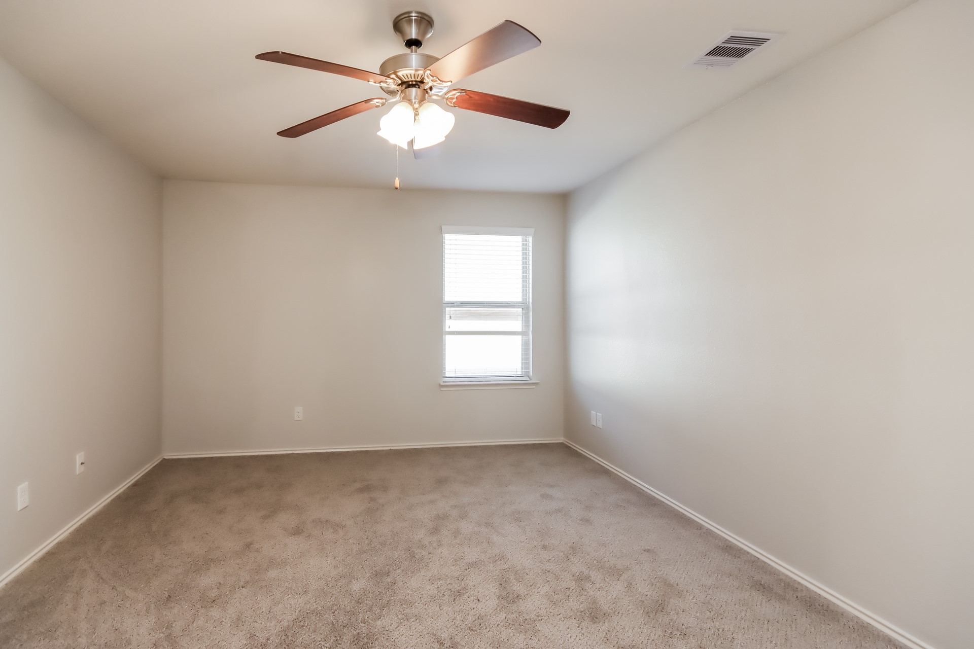 12295 Little Blue Heron Lane Conroe, TX 77304 - Photo 10 of 15