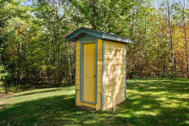 $250,000 | 193 Berry Pit Road, Hudson, ME 04449