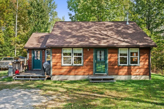 $250,000 | 193 Berry Pit Road, Hudson, ME 04449