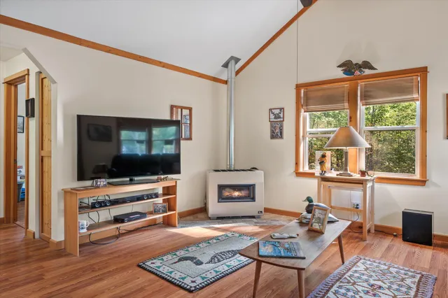 $250,000 | 193 Berry Pit Road, Hudson, ME 04449