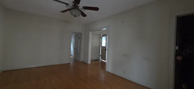 $2,100 | 217 South Cross Street, Unit LOWR, Oconomowoc, WI 53066