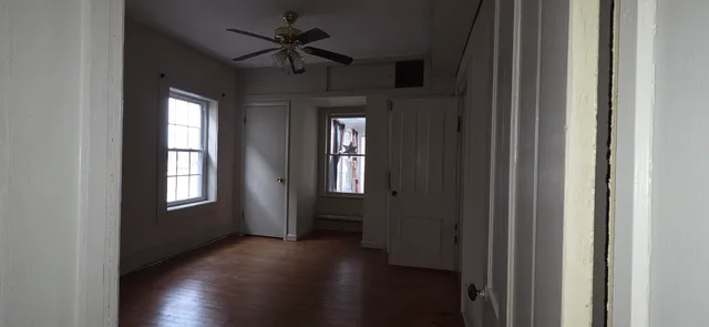 $2,100 | 217 South Cross Street, Unit LOWR, Oconomowoc, WI 53066