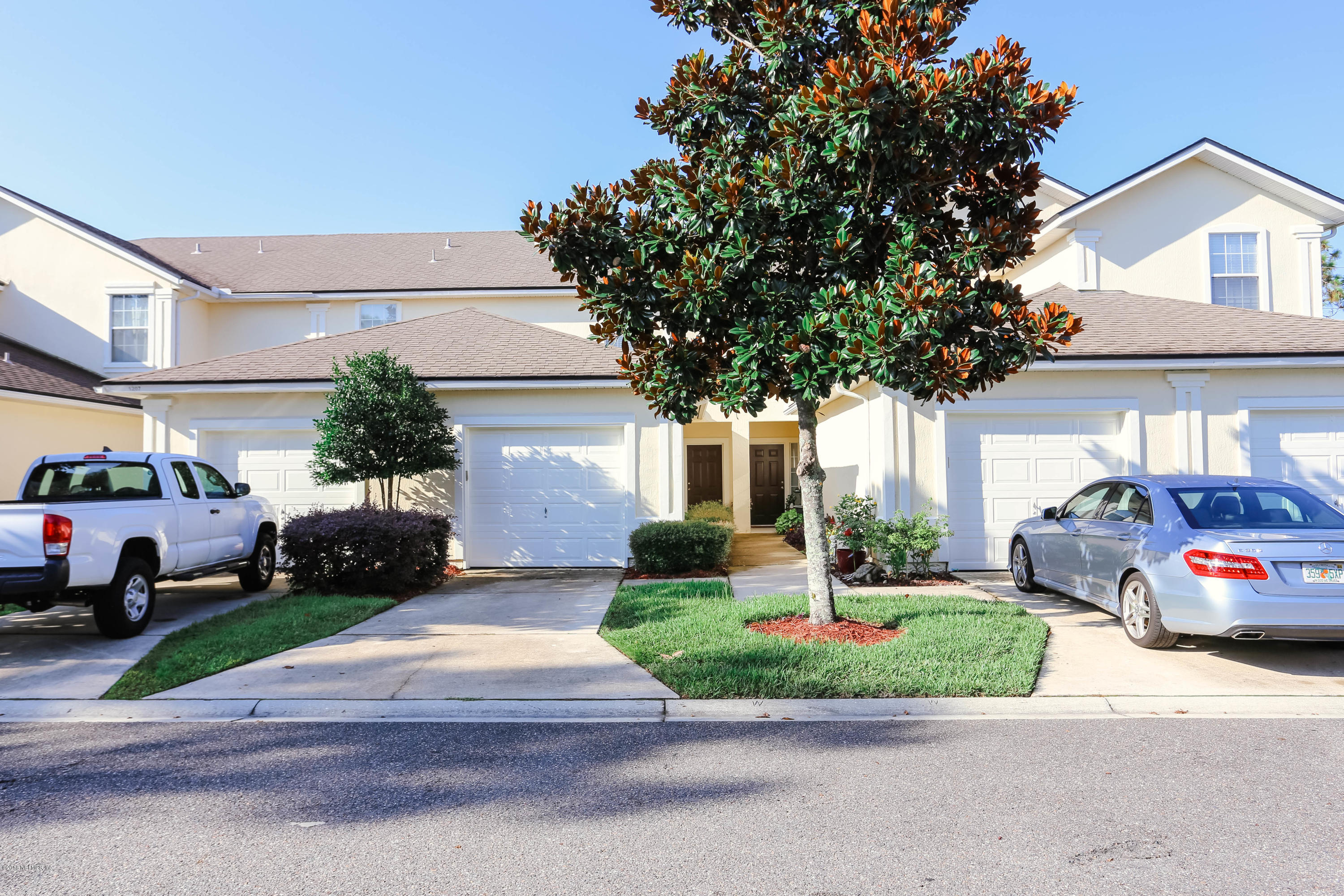 1205 Southern Stream Court Jacksonville, FL 32259 - Photo 1 of 42 a house view with a garden space