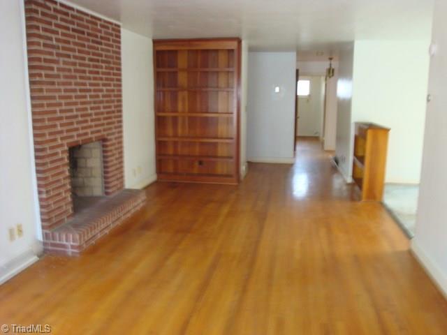 128 Penny Road Jamestown, NC 27282 - Photo 11 of 18 Living room