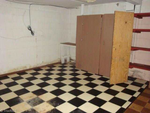 128 Penny Road Jamestown, NC 27282 - Photo 16 of 18 Workshop
