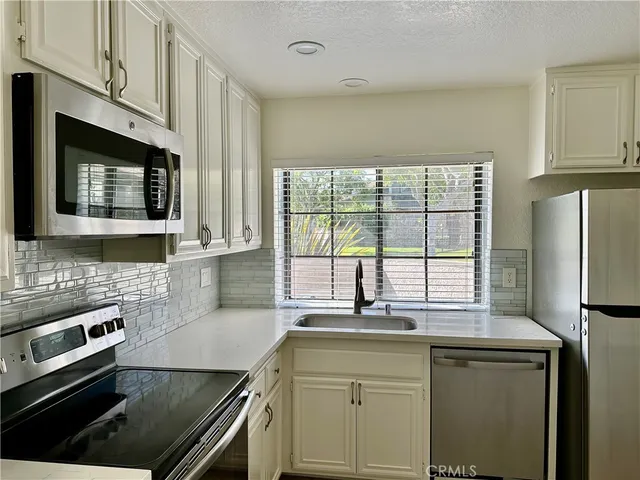 $3,800 | 29 Morning Star, Irvine, CA 92603