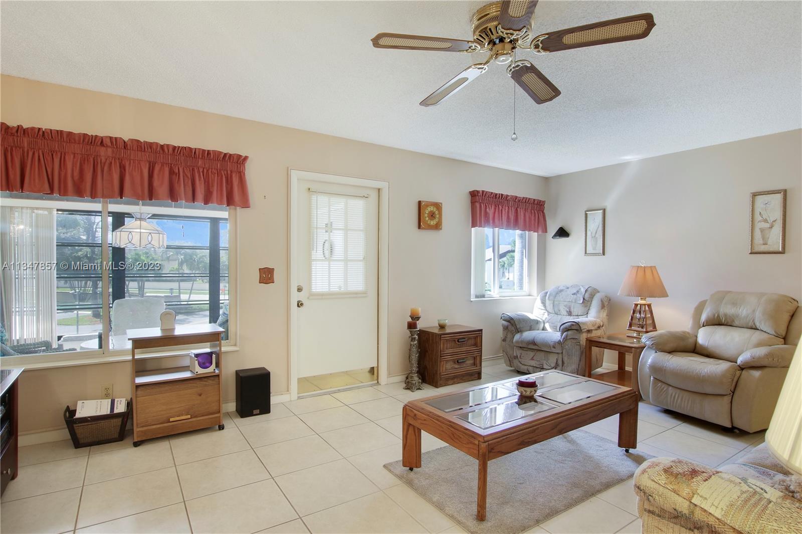 331 Pine Ridge Circle, Unit A2 Greenacres, FL 33463 - Photo 14 of 33 Gallery Image 14