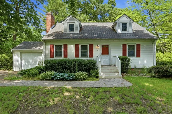 $525,000 | 35 Quaboag Road, Acton, MA 01720