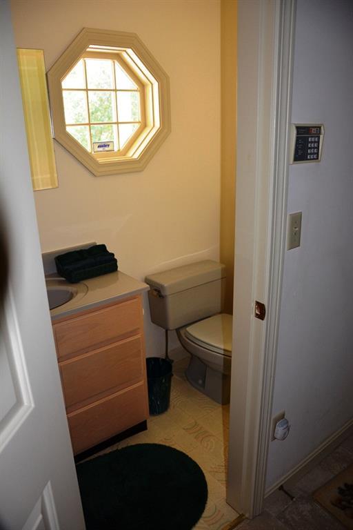11 Intervale Road Cape Neddick, ME 03902 - Photo 11 of 35 First floor half bath.