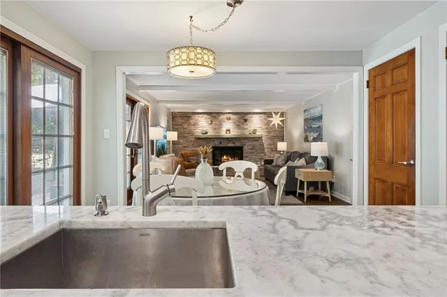 $649,900 | 1535 Redfern Drive, Pittsburgh, PA 15241