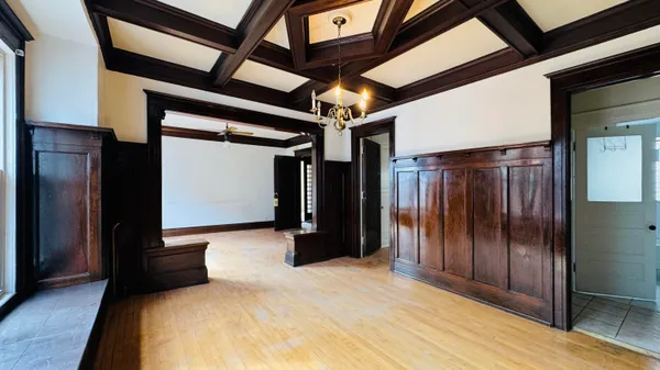 $1,800 | 1024 East Brady Street, Unit 1, Milwaukee, WI 53202