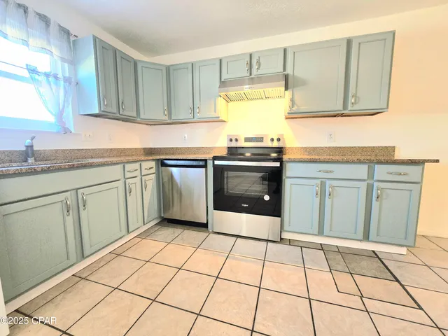 $1,695 | 636 West Caladium Circle, Unit C, Panama City Beach, FL 32413