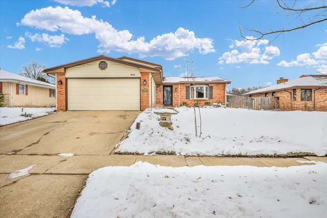$270,000 | 308 East Willard Street, Urbana, IL 61801