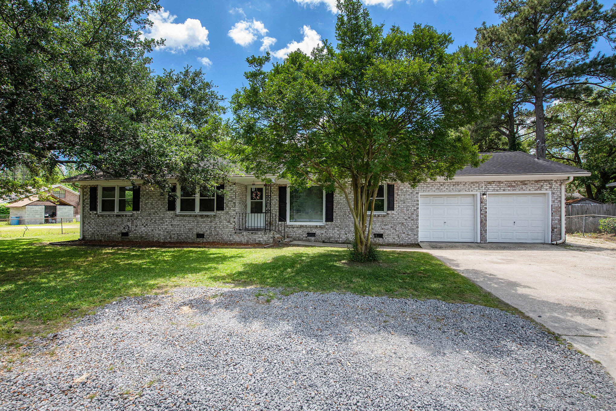 115 Myers Road Summerville, SC 29486 - Photo 2 of 17 002_file_116