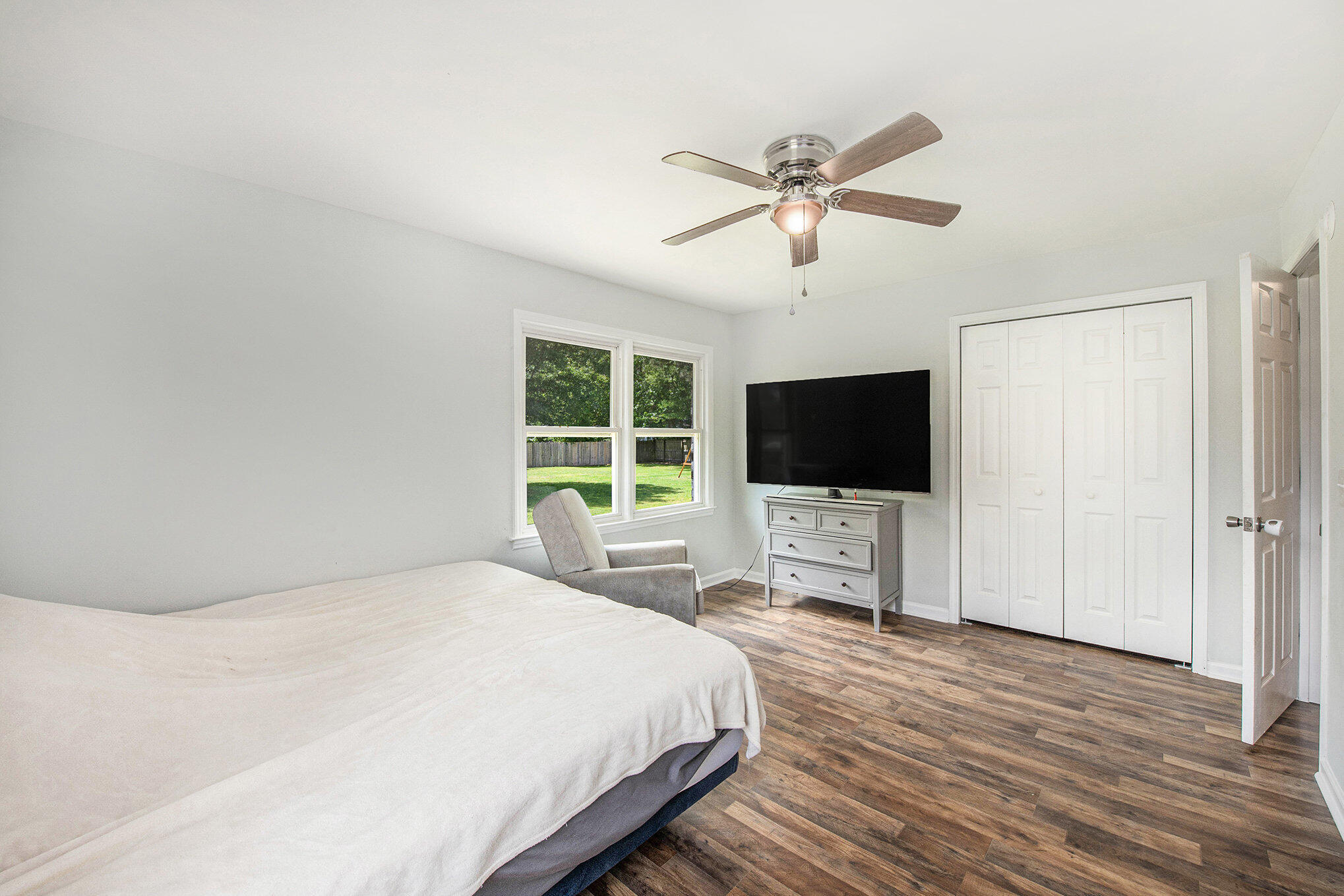 115 Myers Road Summerville, SC 29486 - Photo 10 of 17 010_file_850