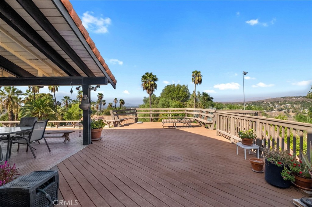 14560 Viewcrest Drive Riverside, CA 92503 - Photo 64 of 75 Gallery Image 64