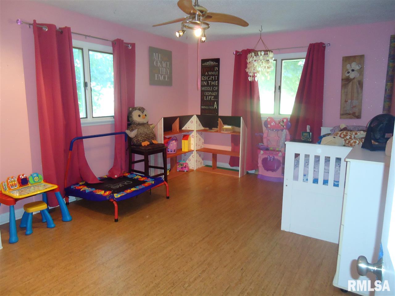 5 Ross Drive Springfield, IL 62711 - Photo 15 of 26 Gallery Image 15