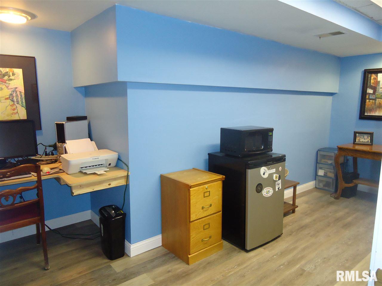 5 Ross Drive Springfield, IL 62711 - Photo 20 of 26 Gallery Image 20